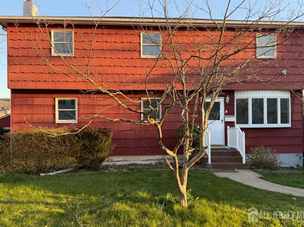 35 Fiat Ave, Iselin, NJ 08830
