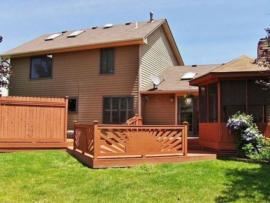 3rd image of 1135 Dawn Dr