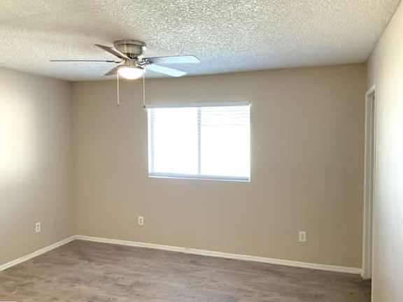 2nd image of 2517 Belmont Ave