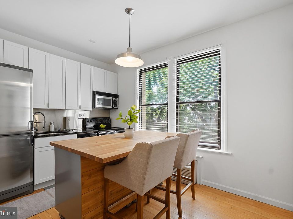 1st image of 1822 15th St NW APT 303