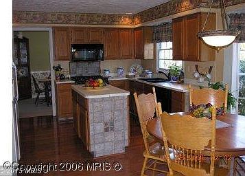 2nd image of 715 Heston Ln