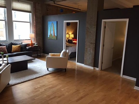 5th image of 1511 Locust St APT 507
