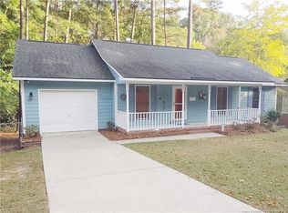 822 Shadowlawn Dr, Fayetteville, NC 28303