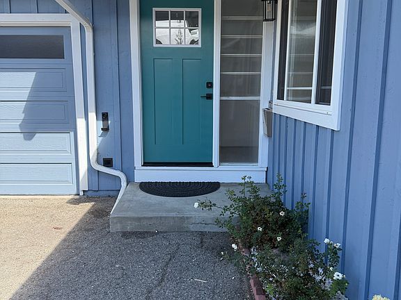 3rd image of 1153 Sanchez Way #1153