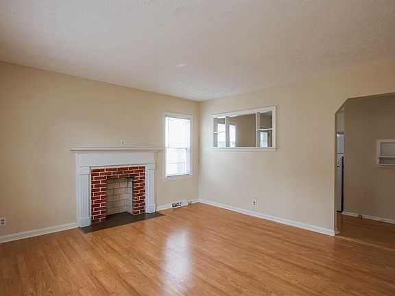 3rd image of 145 Northwood Dr