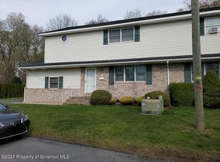 8 Rachel Dr, Archbald, PA 18403