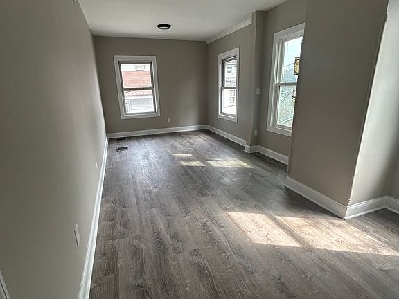 5th image of 614 2nd Ave APT 4