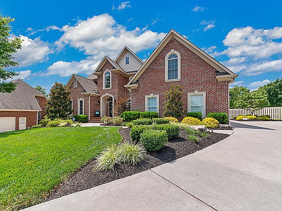 3rd image of 8905 Dover Cliff Ln