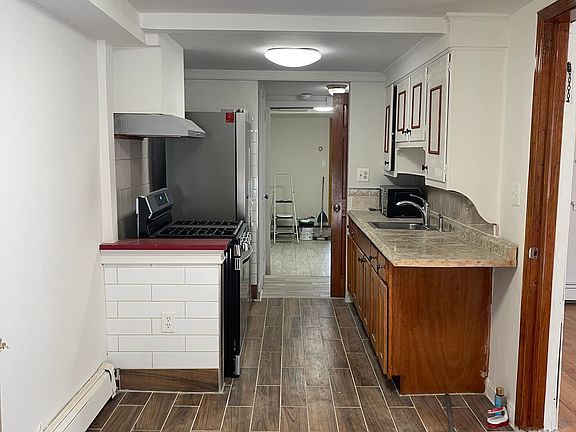 4th image of 28-25 41st St #1