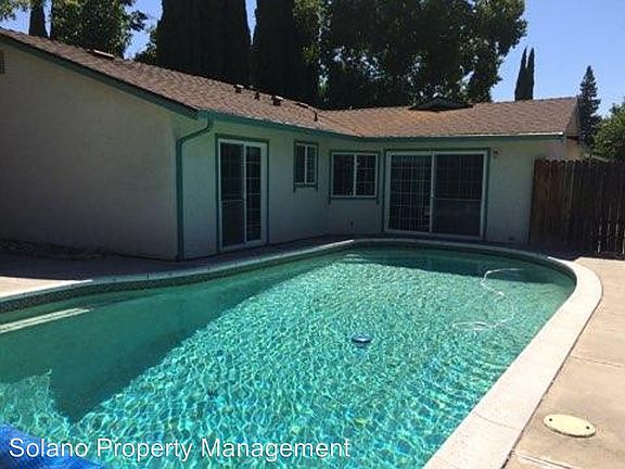 5th image of 349 Royal Oaks Dr