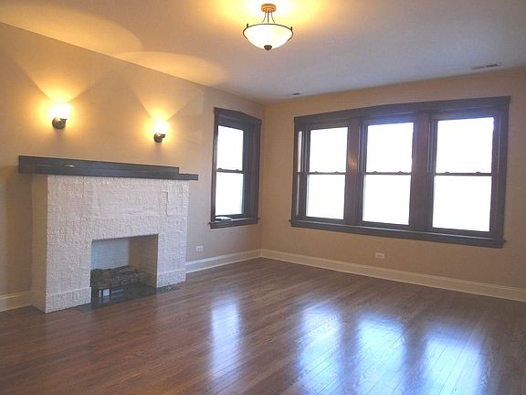 4th image of 107 Harrison St #1W