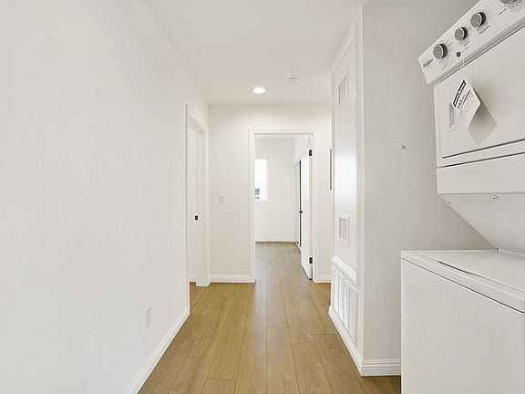 5th image of 5729 N Willow Crest Ave
