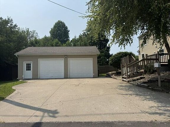 5th image of 1000 W Burkhart St
