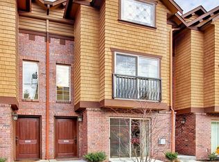 126 25th Ave E UNIT B, Seattle, WA 98112