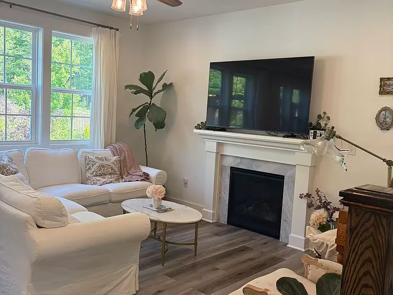 313 Chauncey Cir — Photo 6