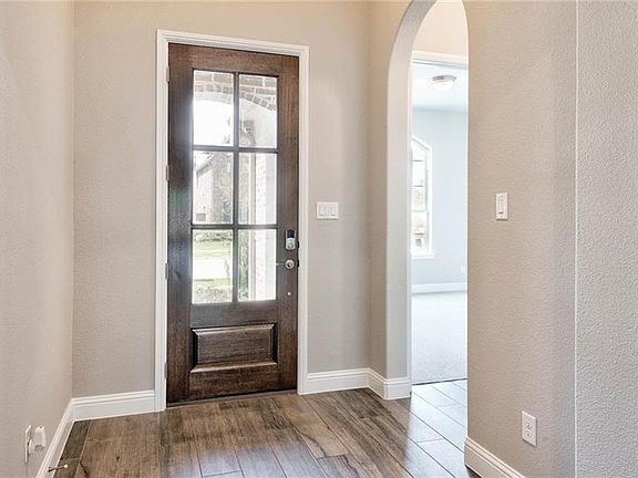 2nd image of 674 Quarter Horse Ln
