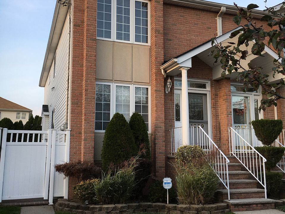 1st image of 1059 Sheldon Ave