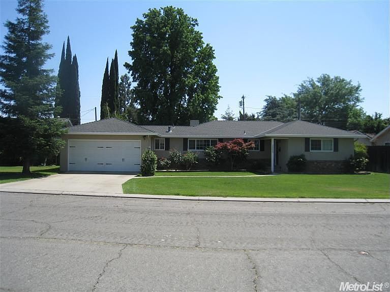 1st image of 2550 El Camino Dr