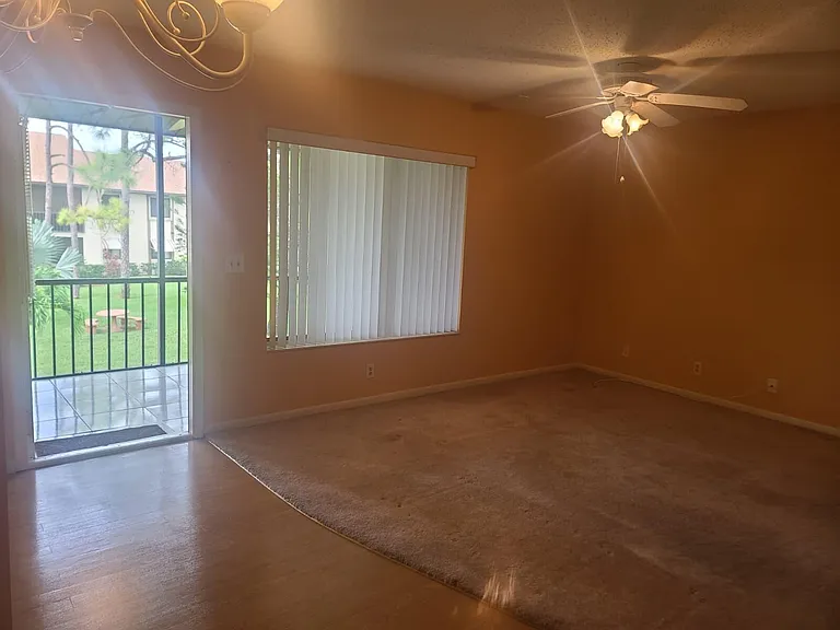 317 Knotty Pine Cir #A-2 — Photo 4