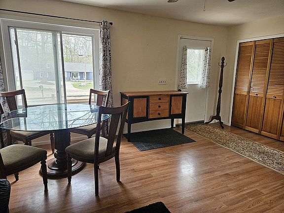 4th image of 895 N Conklin Dr