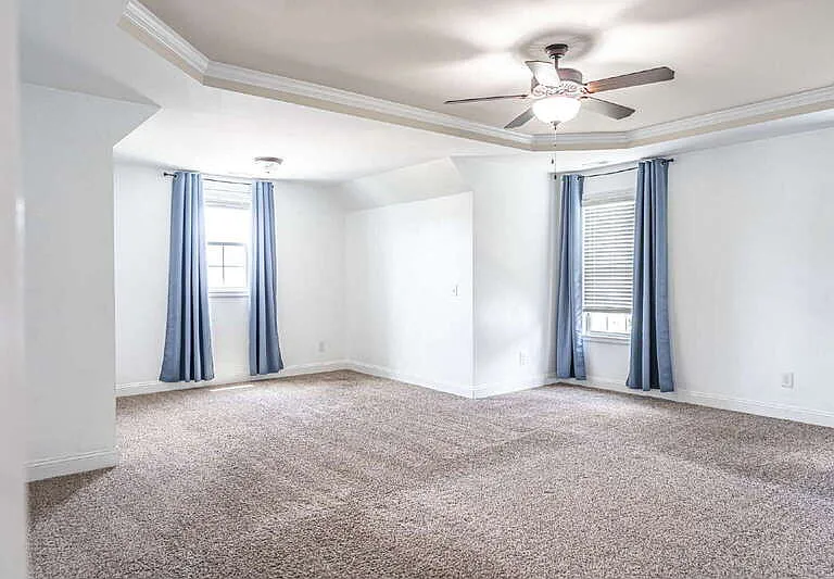 216 Tipperary St — Photo 25