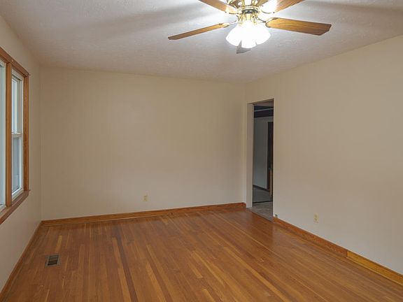 3rd image of 4208 Foley Dr