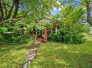 563 E Dorsett Ave, Asheboro, NC 27203