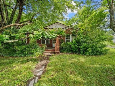 563 E Dorsett Ave, Asheboro, NC, 27203
