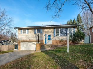 627 26th St NW, Rochester, MN 55901