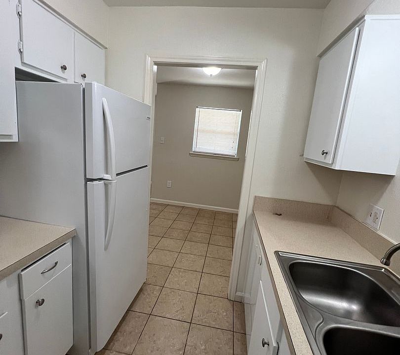 OYSBS 130 Oyster Creek Dr Lake Jackson TX Zillow