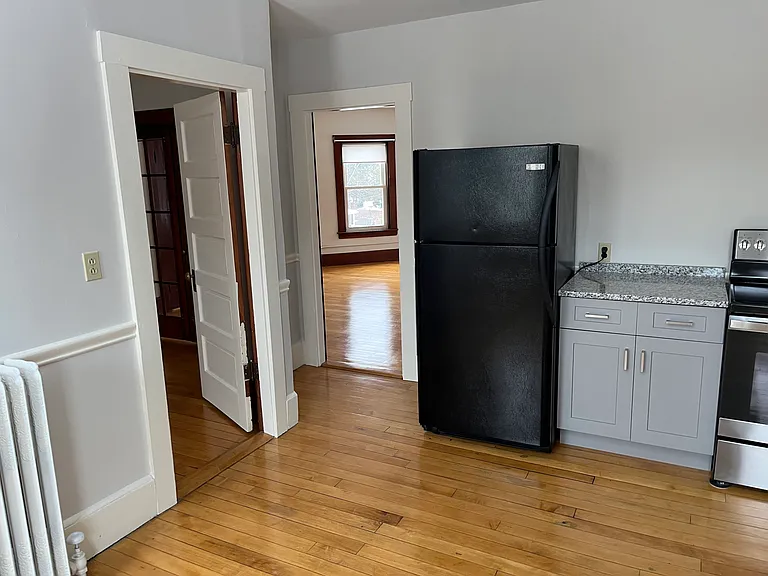 48 Seaver St #3 — Photo 11