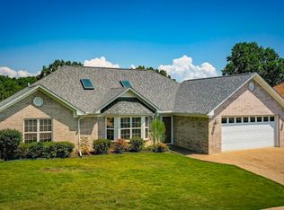 150 Forest View Cir, Hot Springs, AR 71913
