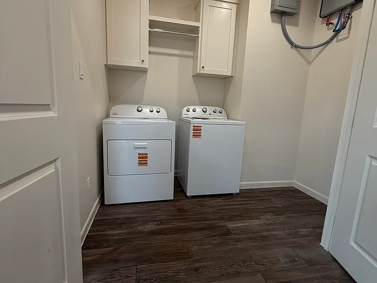 802 W Butler St — Photo 8