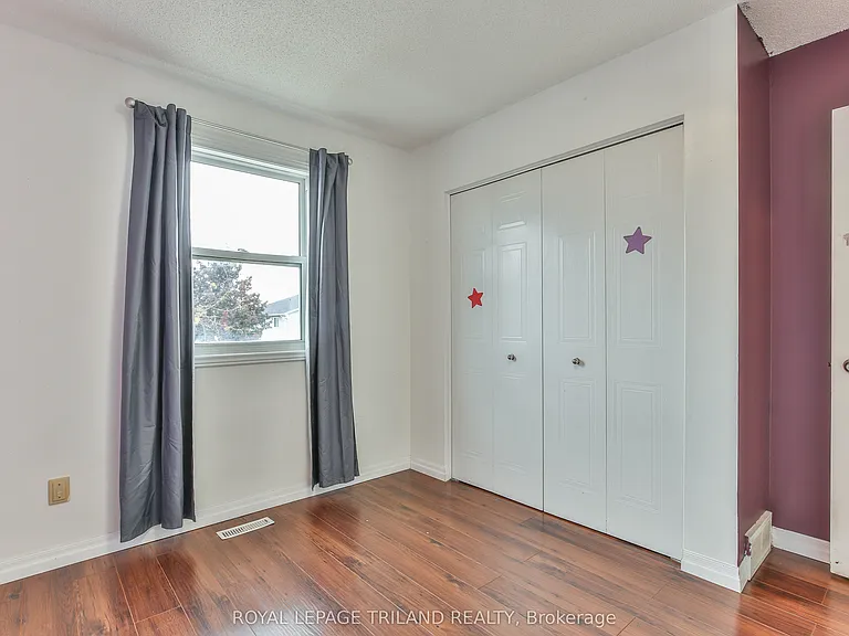 952 Thistledown Way — Photo 27