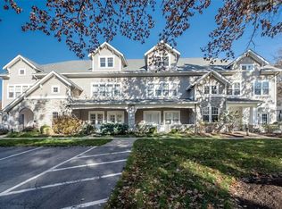 1572 Milbridge Dr, Chesterfield, MO 63017