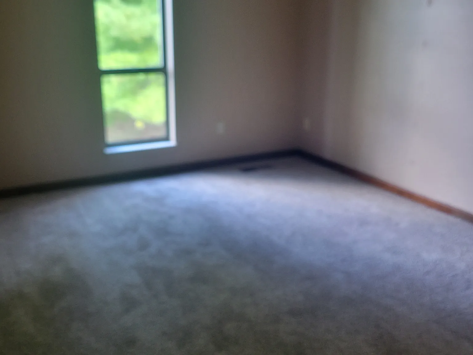 3 bed, 2.5 bath, 1980 sqft, $2,400 — Photo 4