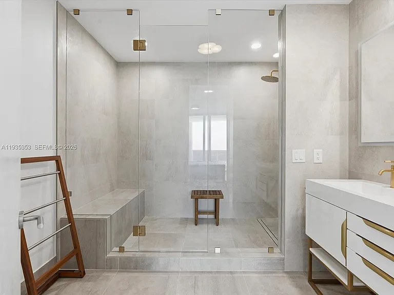 18201 Collins Ave #5508 — Photo 29