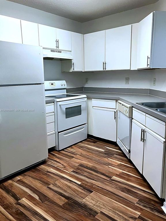 4025 W McNab Rd APT E312, photo 3