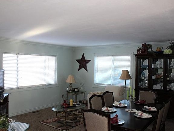 4th image of 920 Blue Sage Ct