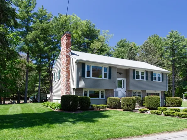 4 Morningside Dr, Beverly, MA 01915