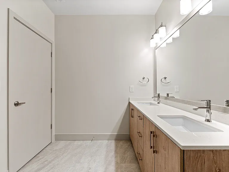 Vero Apartments — Photo 31