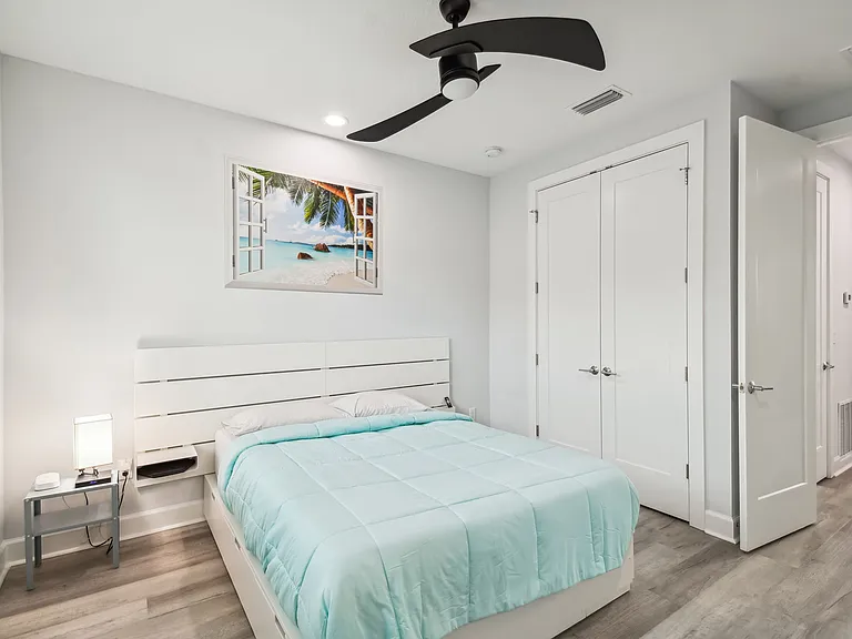 1520 N Pierce St #4 — Photo 40