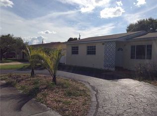 900 SW 99th Pl, Miami, FL 33174