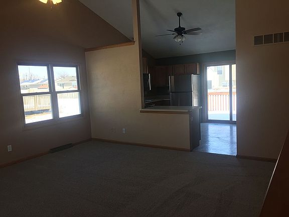 3rd image of 15625 Lucena Dr
