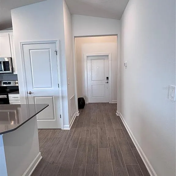 5653 Wood Bridge Pl — Photo 6