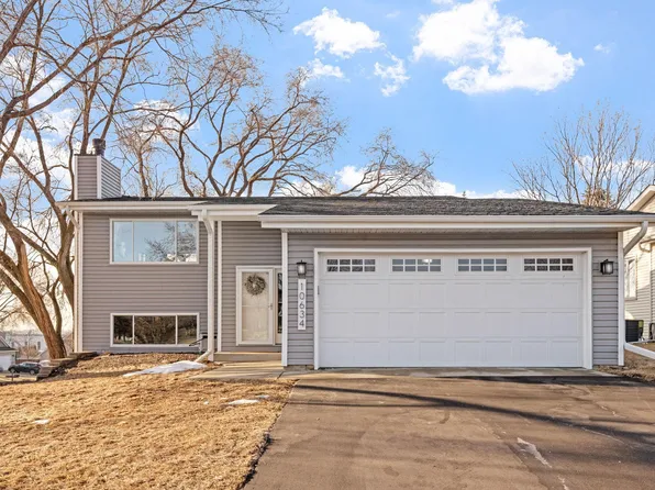 10634 Daisy Cir, Bloomington, MN 55438