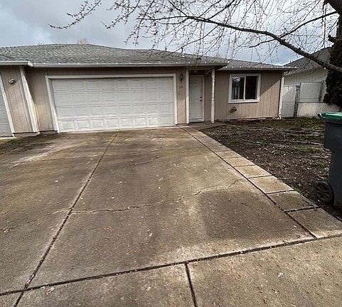 4th image of 524 Mountain Ave