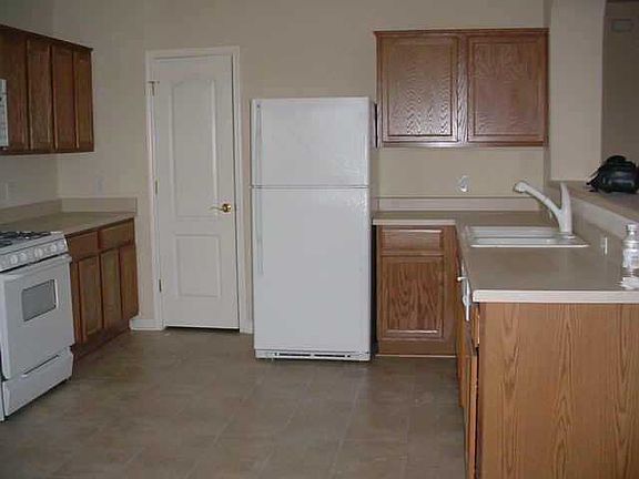 2nd image of 1105 Barclay Dr