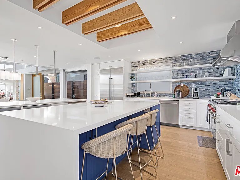 23536 Malibu Colony Rd — Photo 9