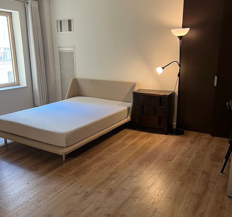 1st image of 106 Central Park S APT 14J